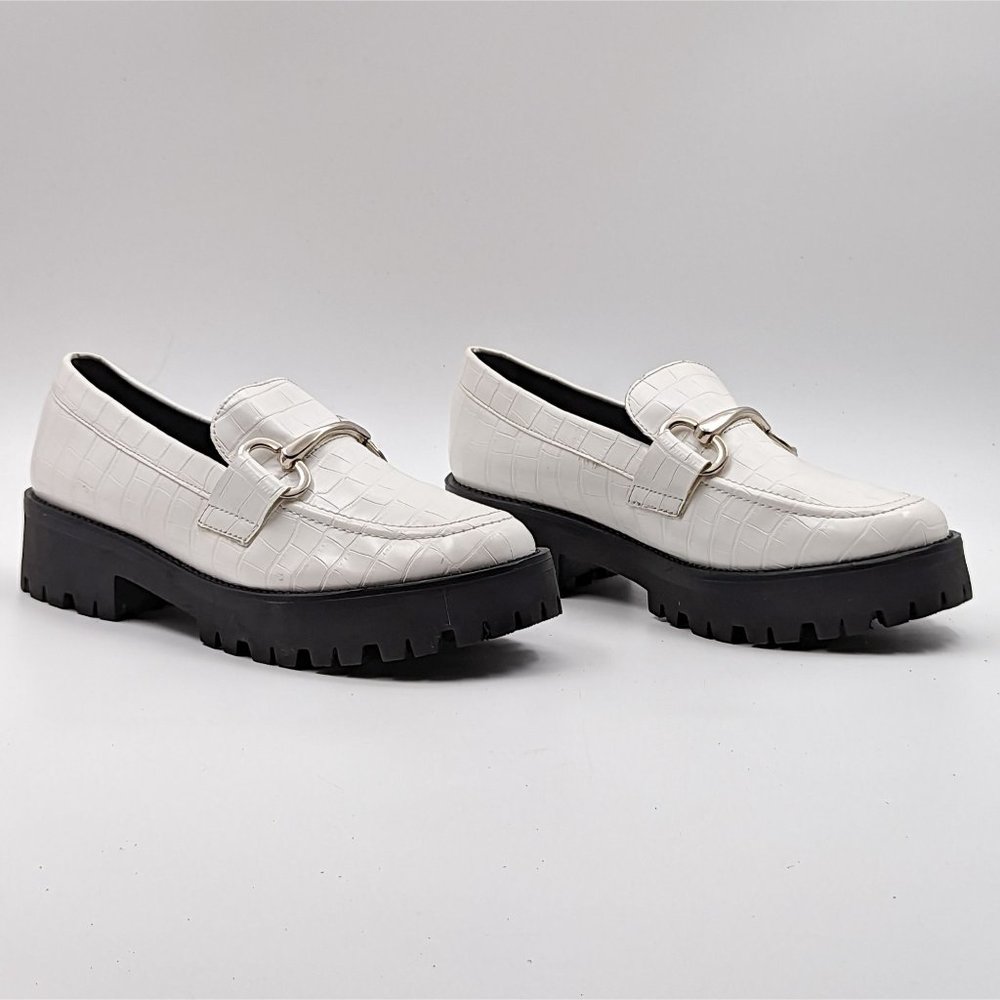 Steve Madden Wmn Arlowe Vegan Leather White Croc Metal Bit Platform Loafer Sz 10